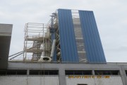 DISEÑO Y CERRAMIENTO EXTERIOR DEL EDIFICIO DE LA NUEVA PLANTA DE ALIMENTOS BALANCEADOS DE ALICORP CON LAMINAS TR4 PRECOR
